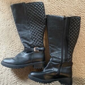 Tall Black Boots for as a Size 8.5 Curvy Calf